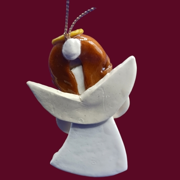 Ceramic little angel christmas ornament - Picture 3 of 3